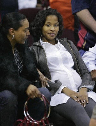 lebron james mom pictures. is Lebron James#39; Mother