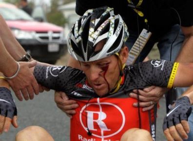 lance armstrong crash 4