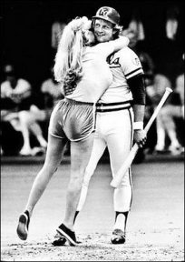 Morganna The Kissing Bandit Pictures & Photos SMSEO