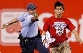 phillies fan tasered