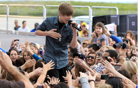 shaq sings justin bieber video