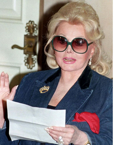 zsa zsa gabor falls from bed