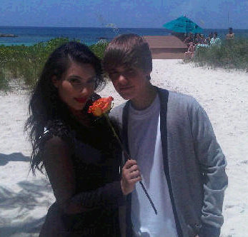 kim kardashian justin bieber beach photoshoot pictures 1