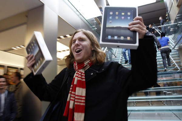 apple ipad users happy