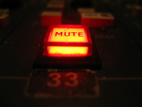 mute button