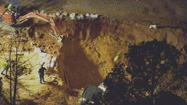 2 children dirt collapse nc