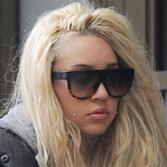 amanda bynes miley cyrus tweet