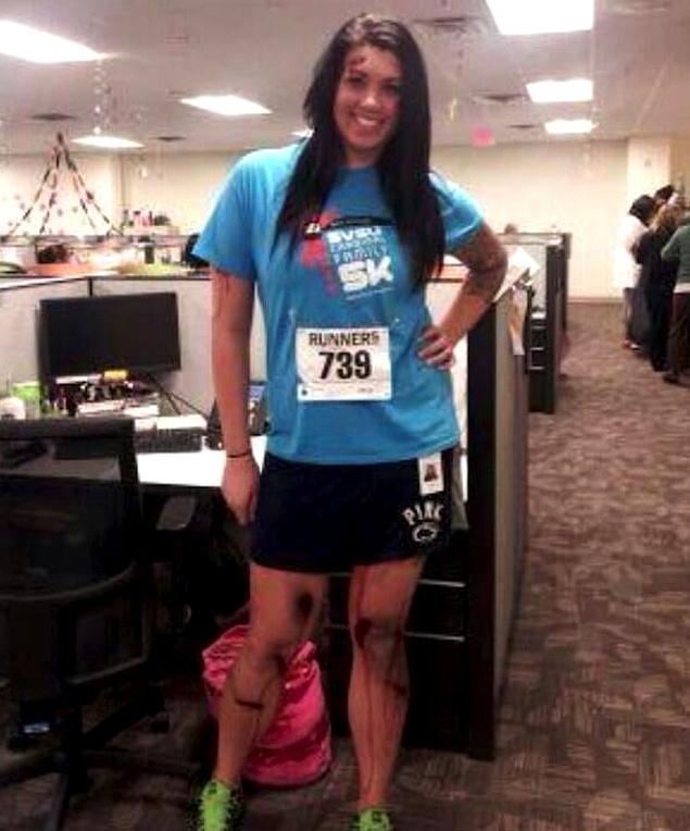 alicia-ann-lynch-boston-marathon-runner-halloween-costume