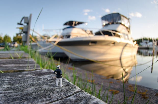 tiny-pictures-figurines-outdoors (10)