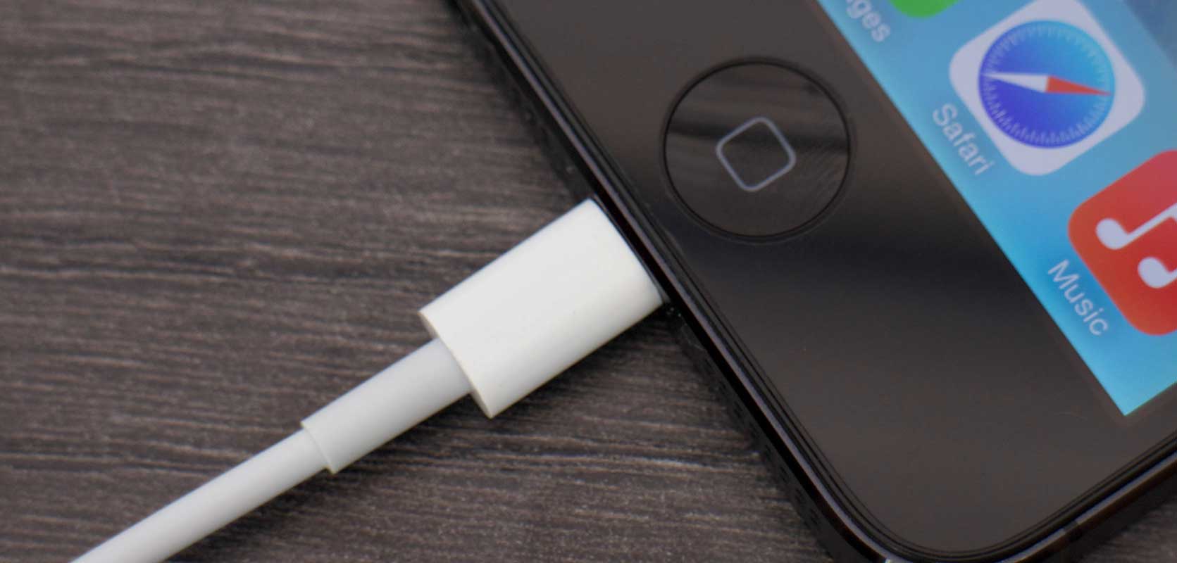 Should IPhone Charger Get Hot? The More You Know | SMSEO